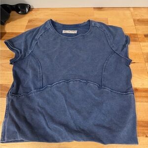 Free People size M Short Sleeve Tee in Denim Blue